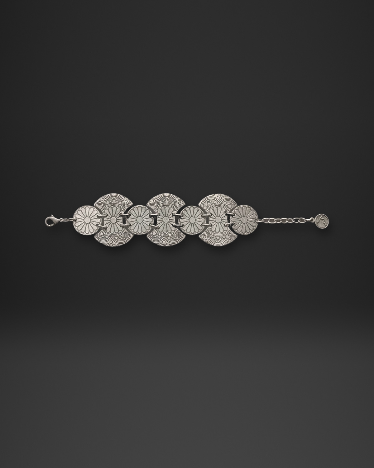 Engraved Daisy Disc Bracelet