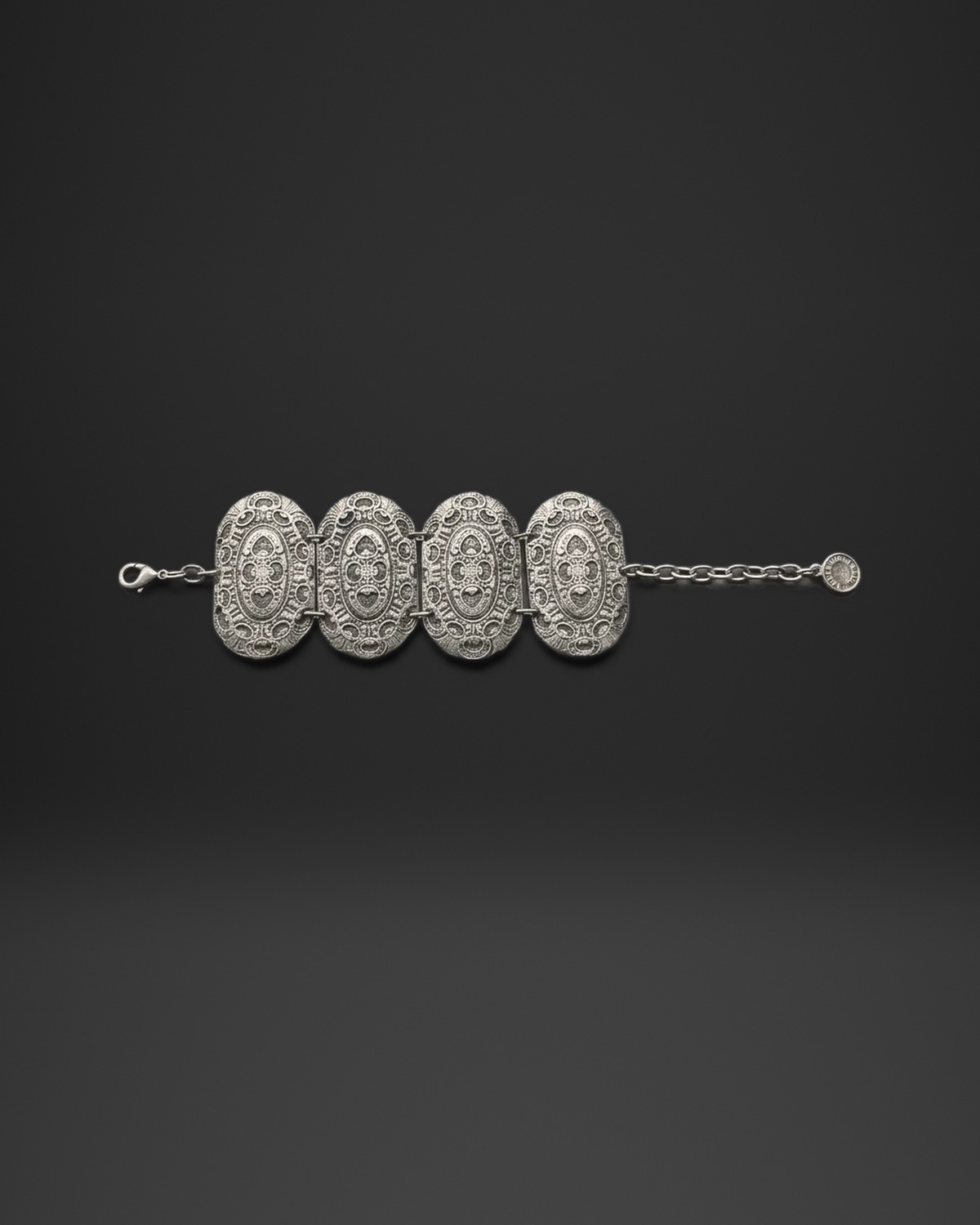Baroque Oval Medallion Bracelet