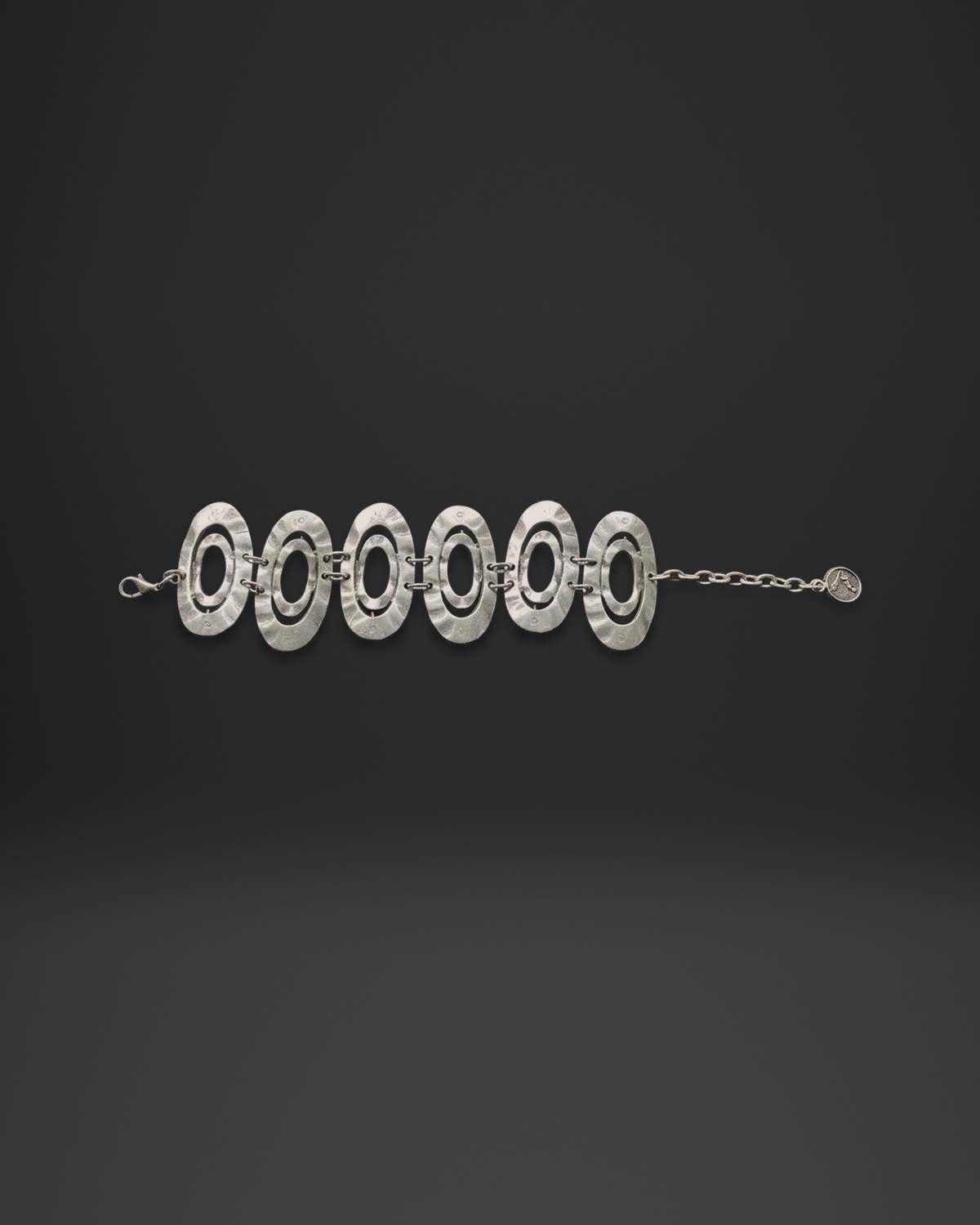 Hammered Double Oval Frame Bracelet