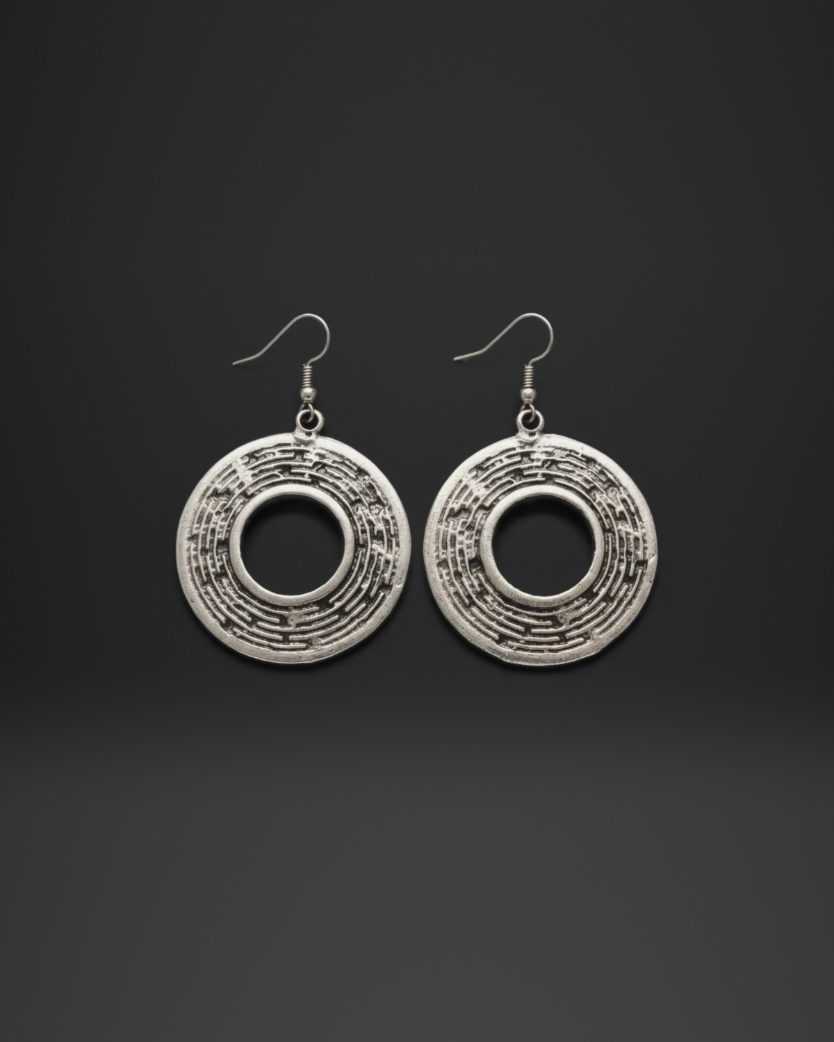 Maze Line Donut Earrings