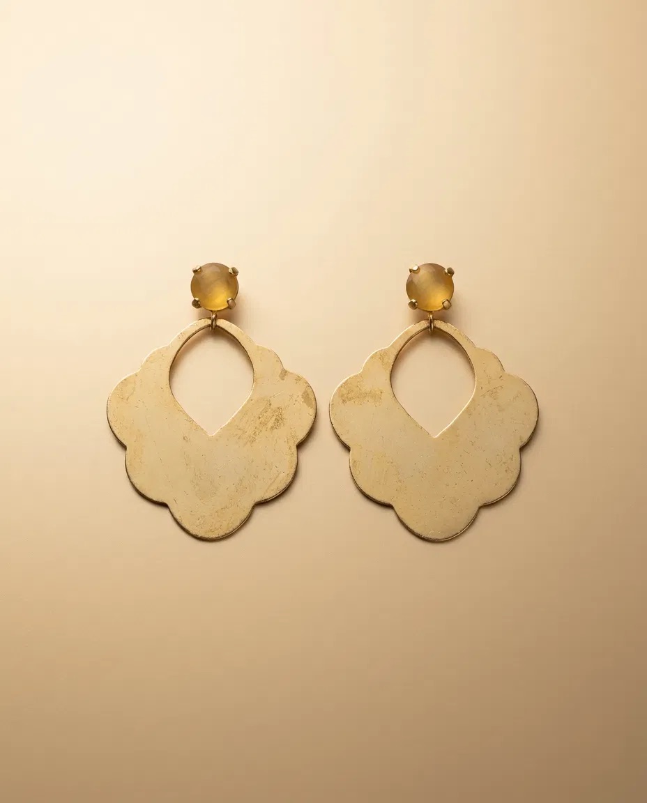 Amber Stone Cloud Cut-Out Plate Earrings