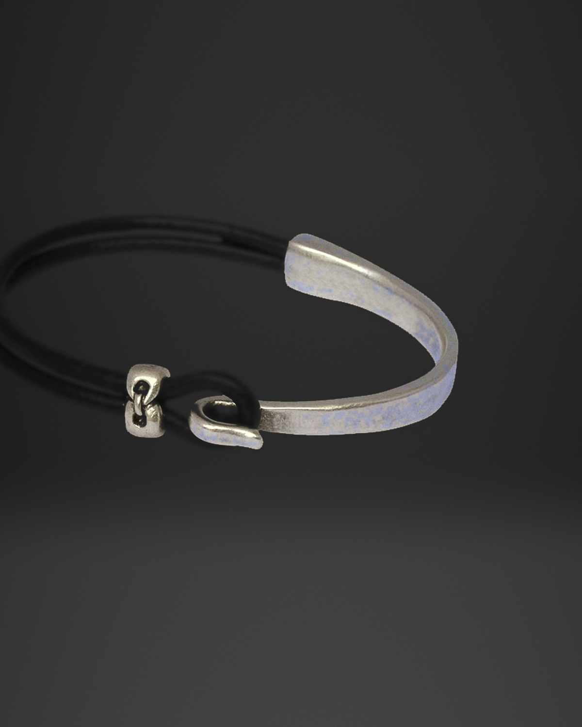 Smooth Half-Cuff Hook Leather Bracelet