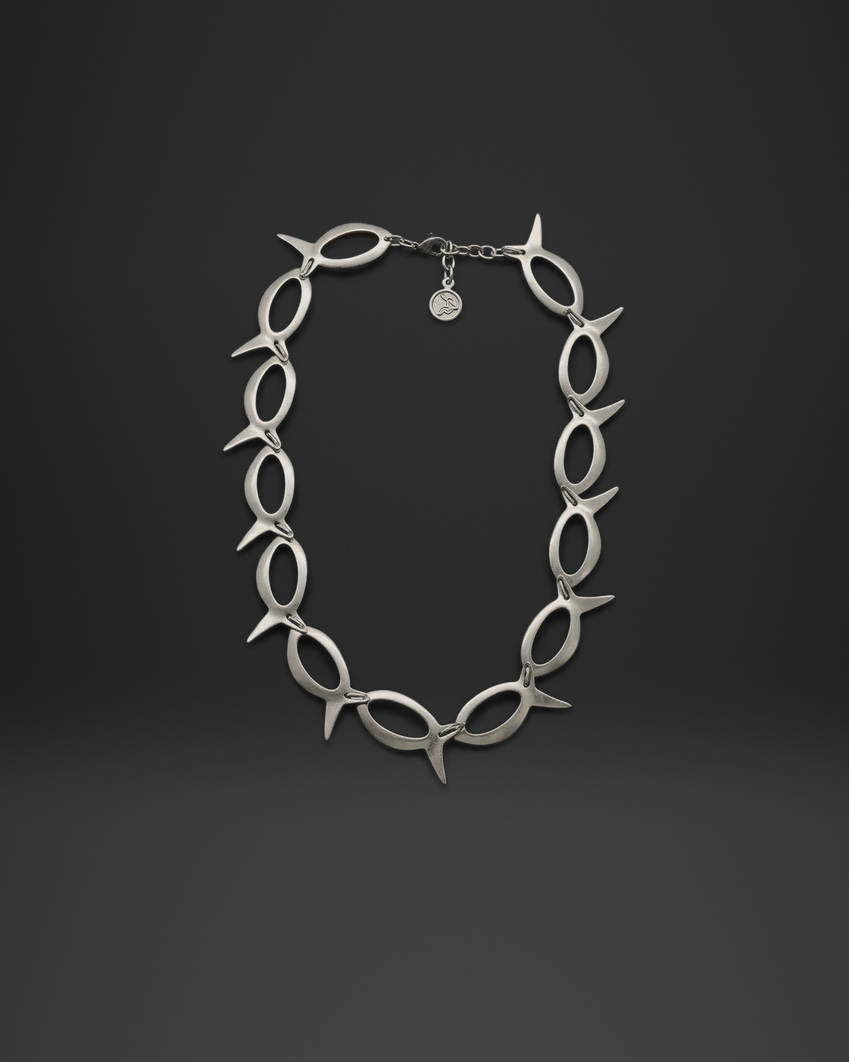 Thorn Oval Link Necklace