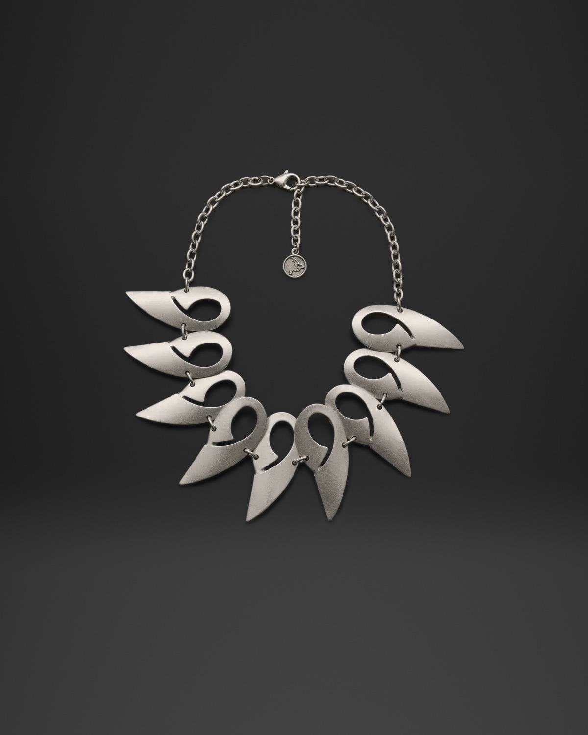 Teardrop Petal Fringe Necklace