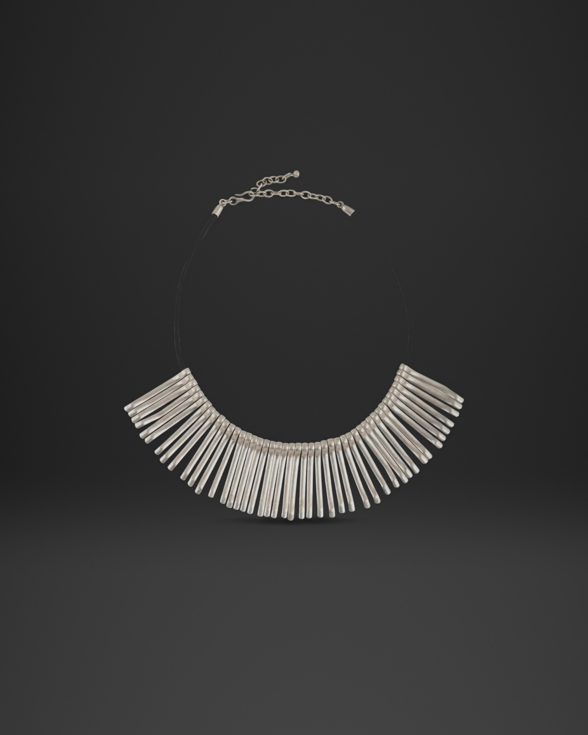 Fan Bar Collar Wire Necklace