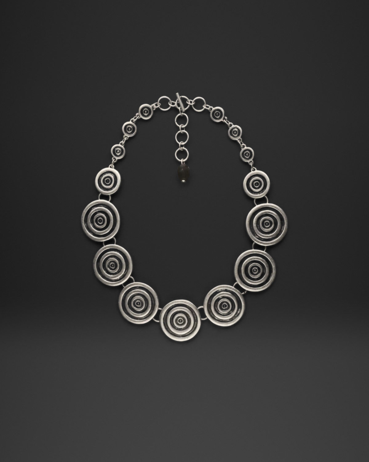 Concentric Ring Disc Chain Necklace