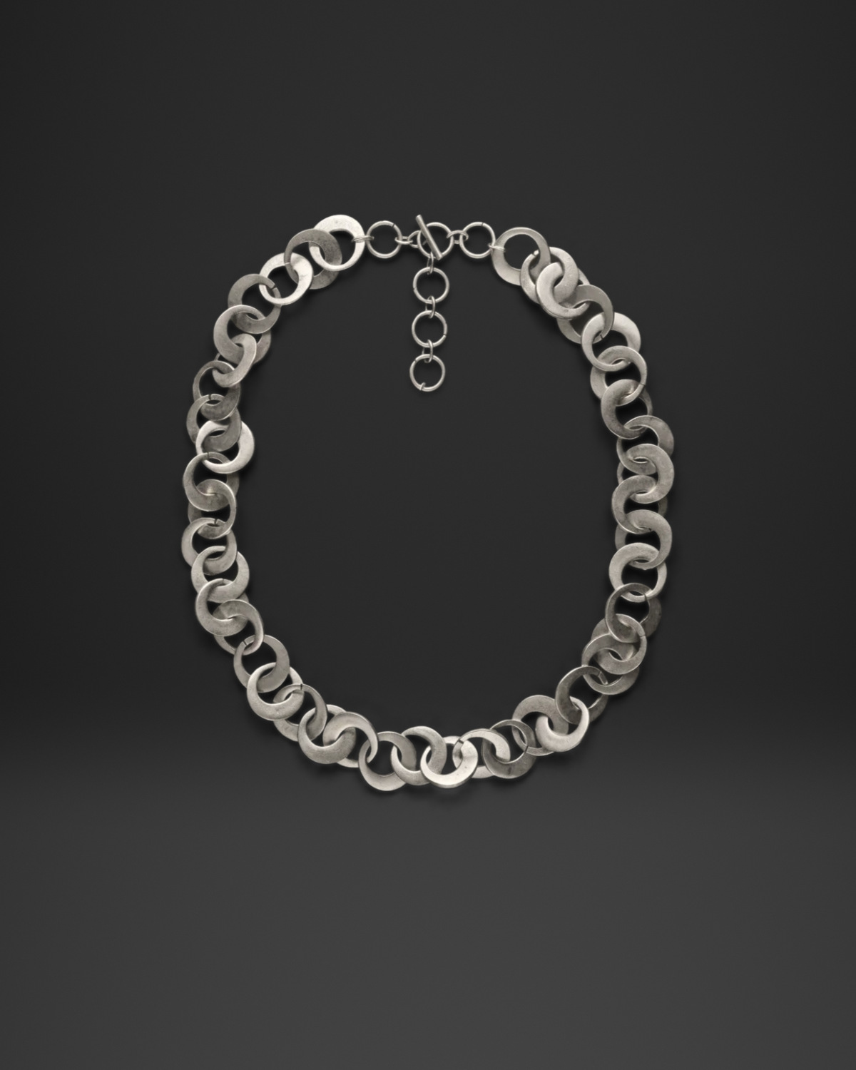Interlocking Flat Ring Necklace