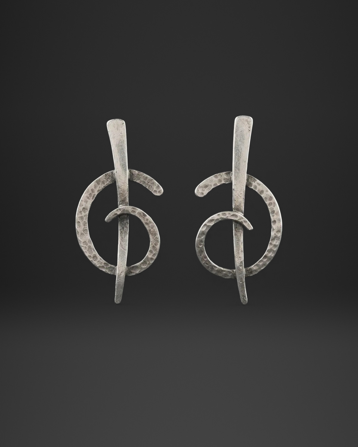 Hammered Ring Bar Stud Earrings