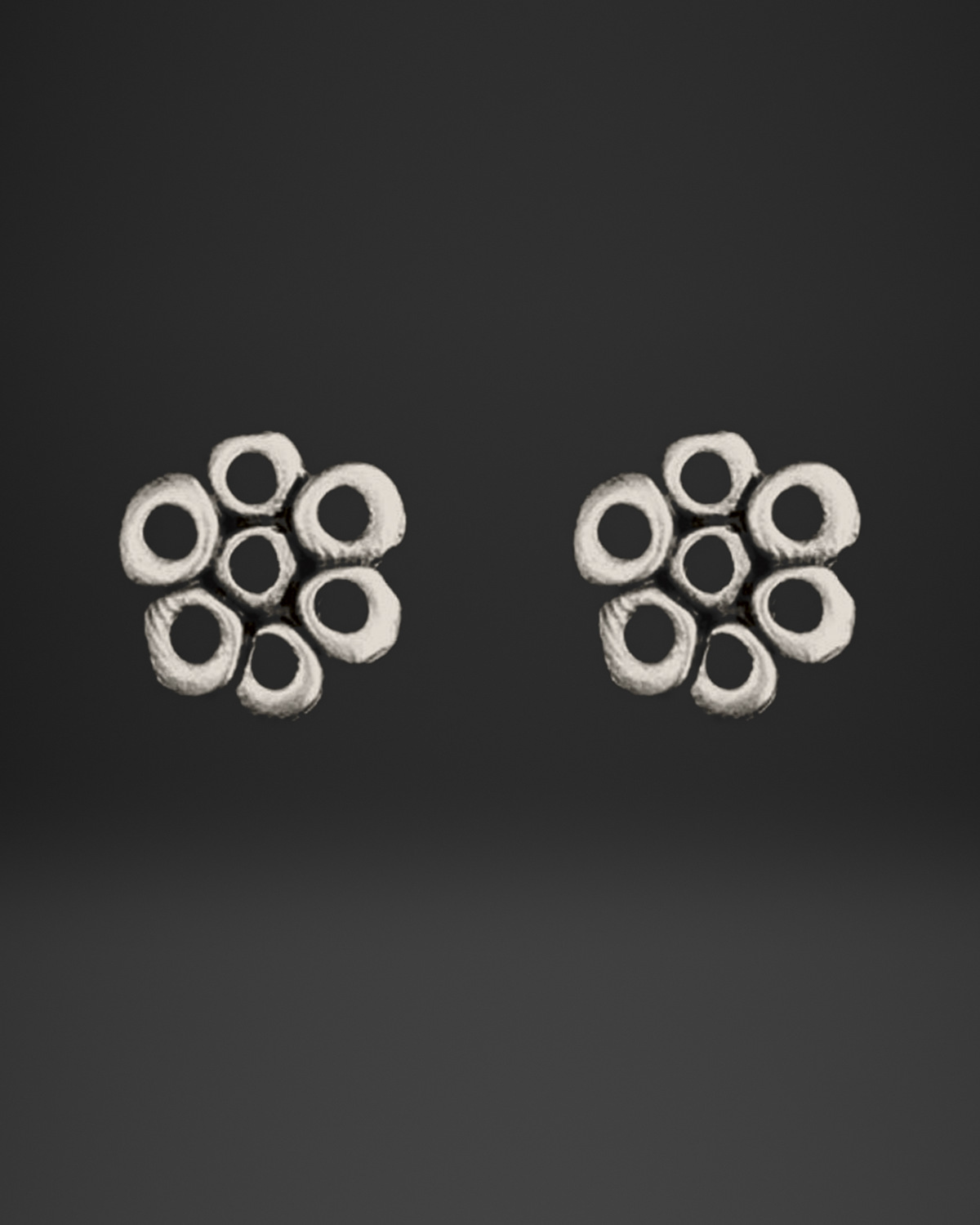Ring Flower Cluster Stud Earrings