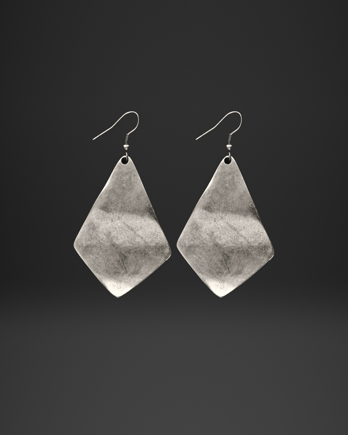 Curved Kite Plate Earrings