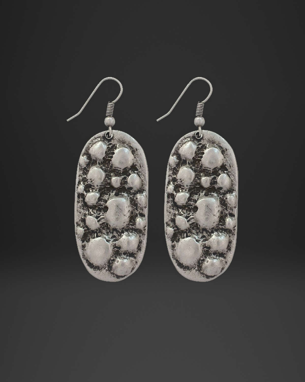 Pebble Relief Long Oval Earrings