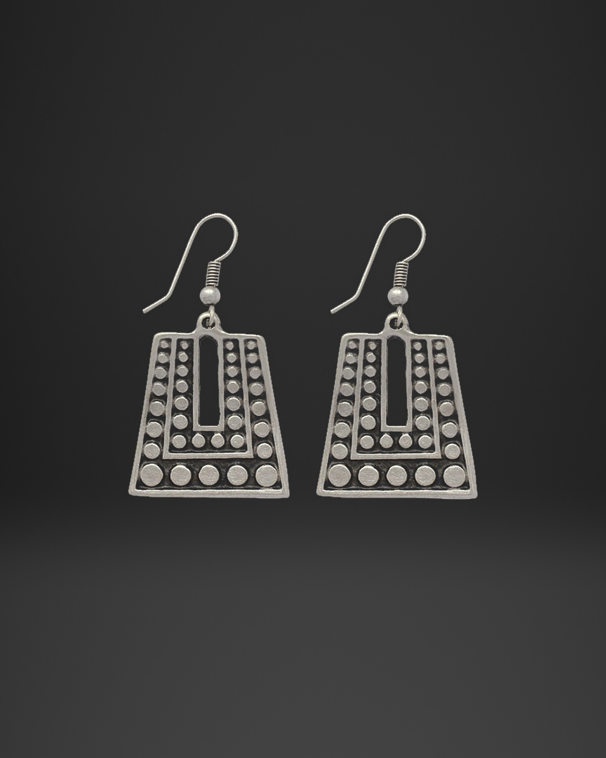 Dotted Trapeze Window Earrings