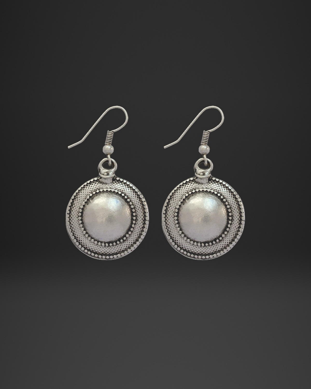 Mesh Border Dome Earrings