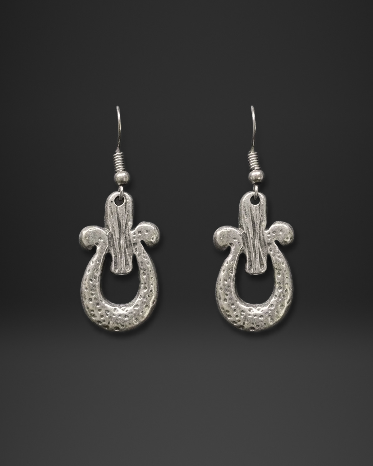Hammered Horseshoe Fleur Earrings