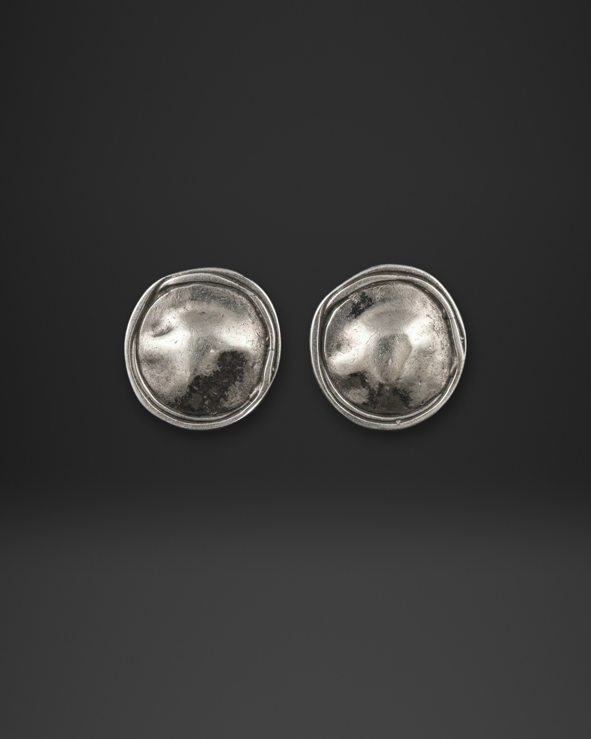 Wire Rim Molten Dome Clip-On Earrings