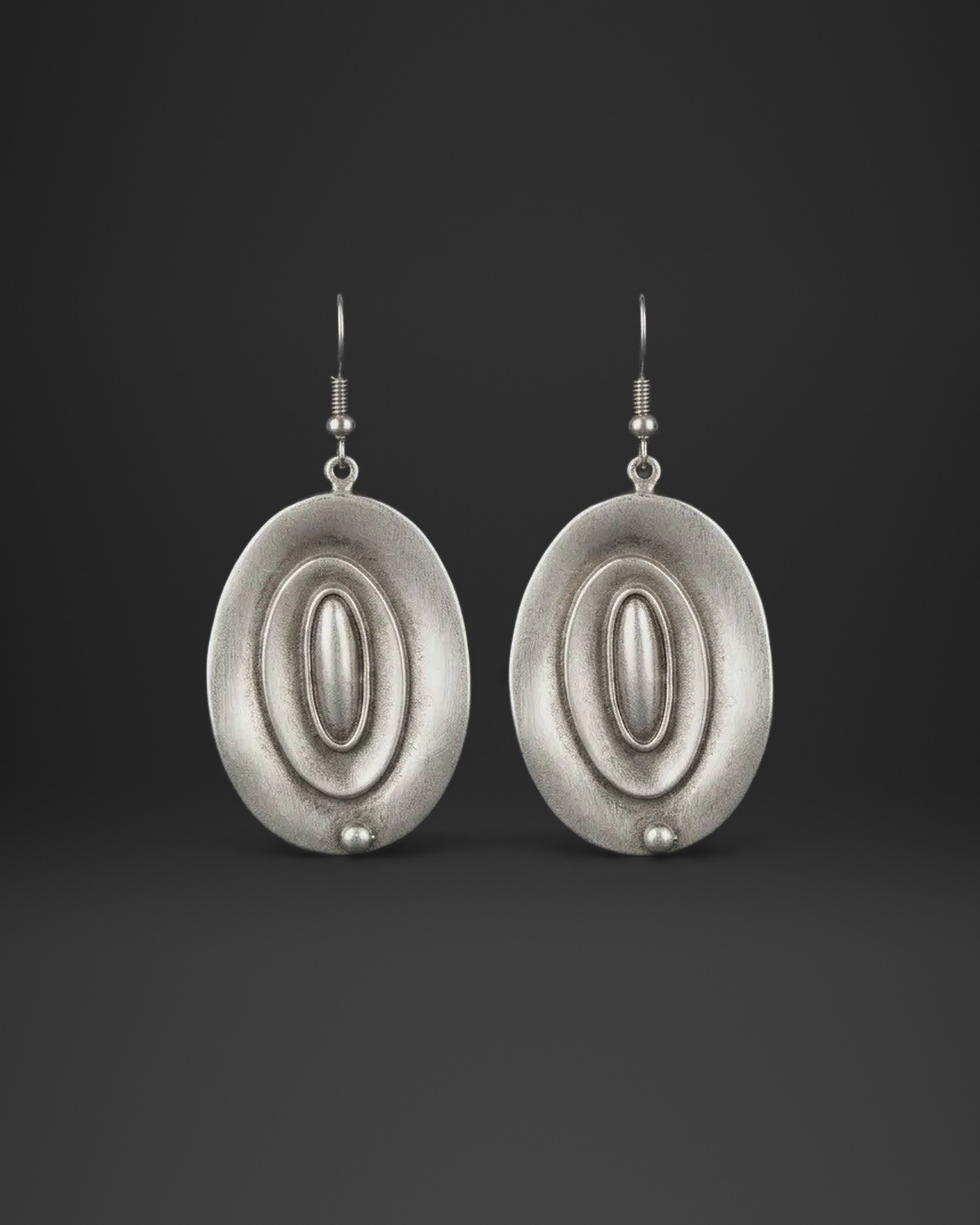Oval Shield Center Earrings