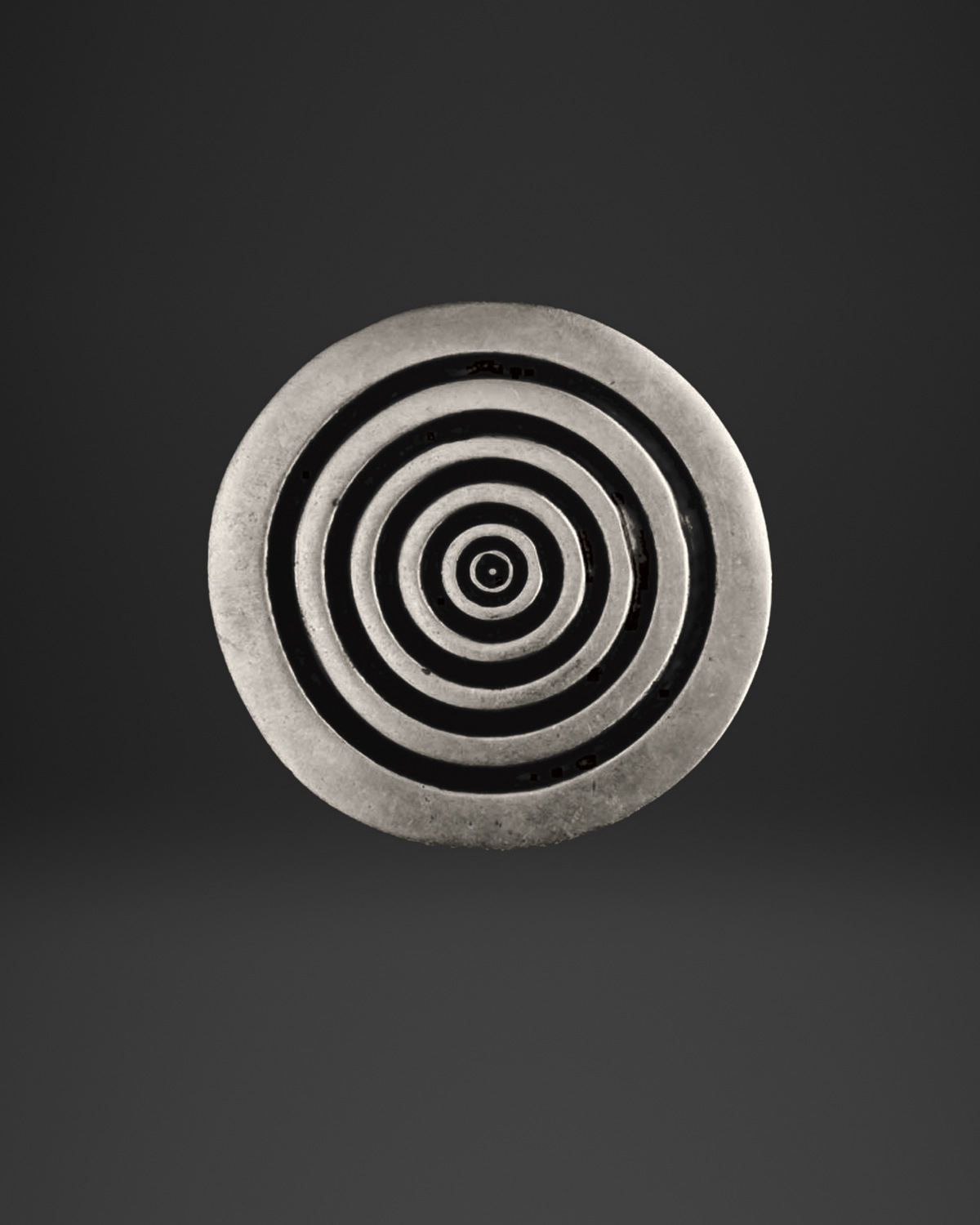 Targeted Rings Medallion