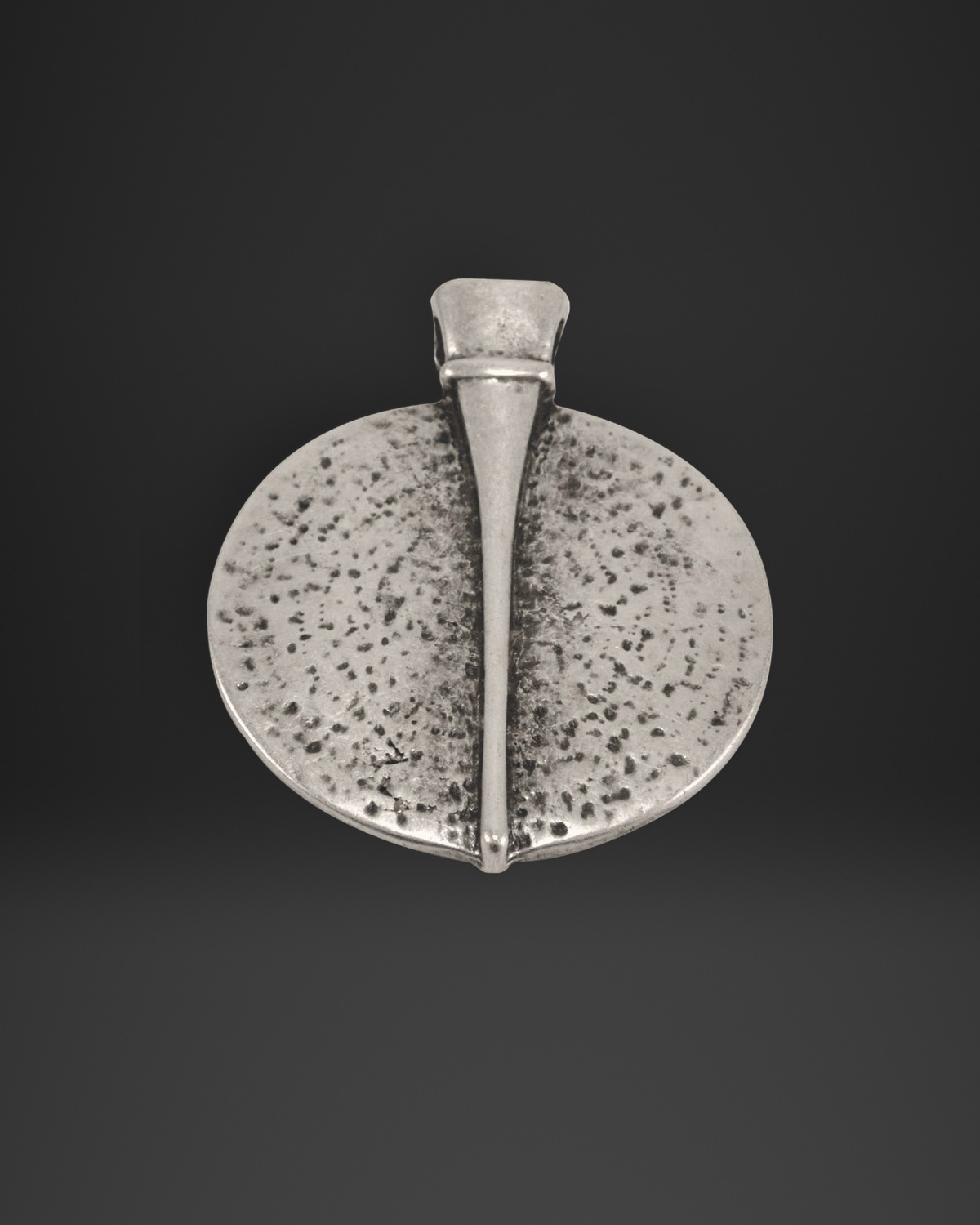 Split Line Disc Medallion