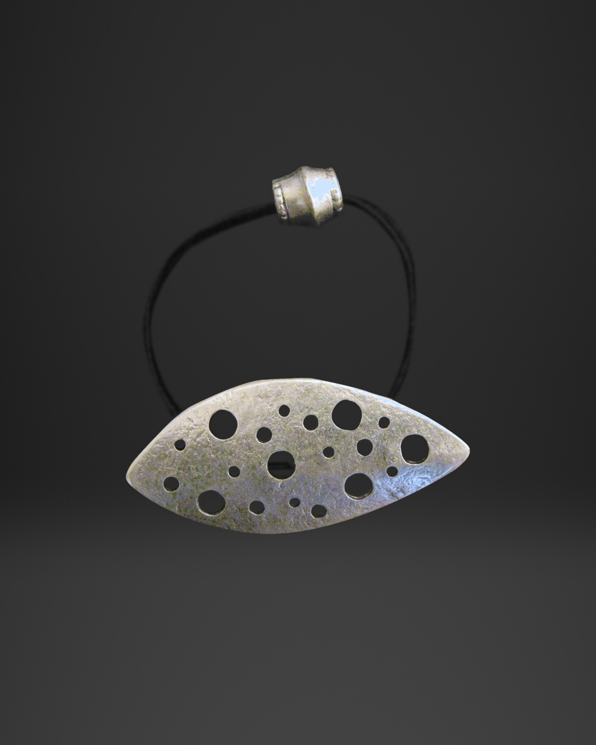Pierced Dots Leaf Hair Tie