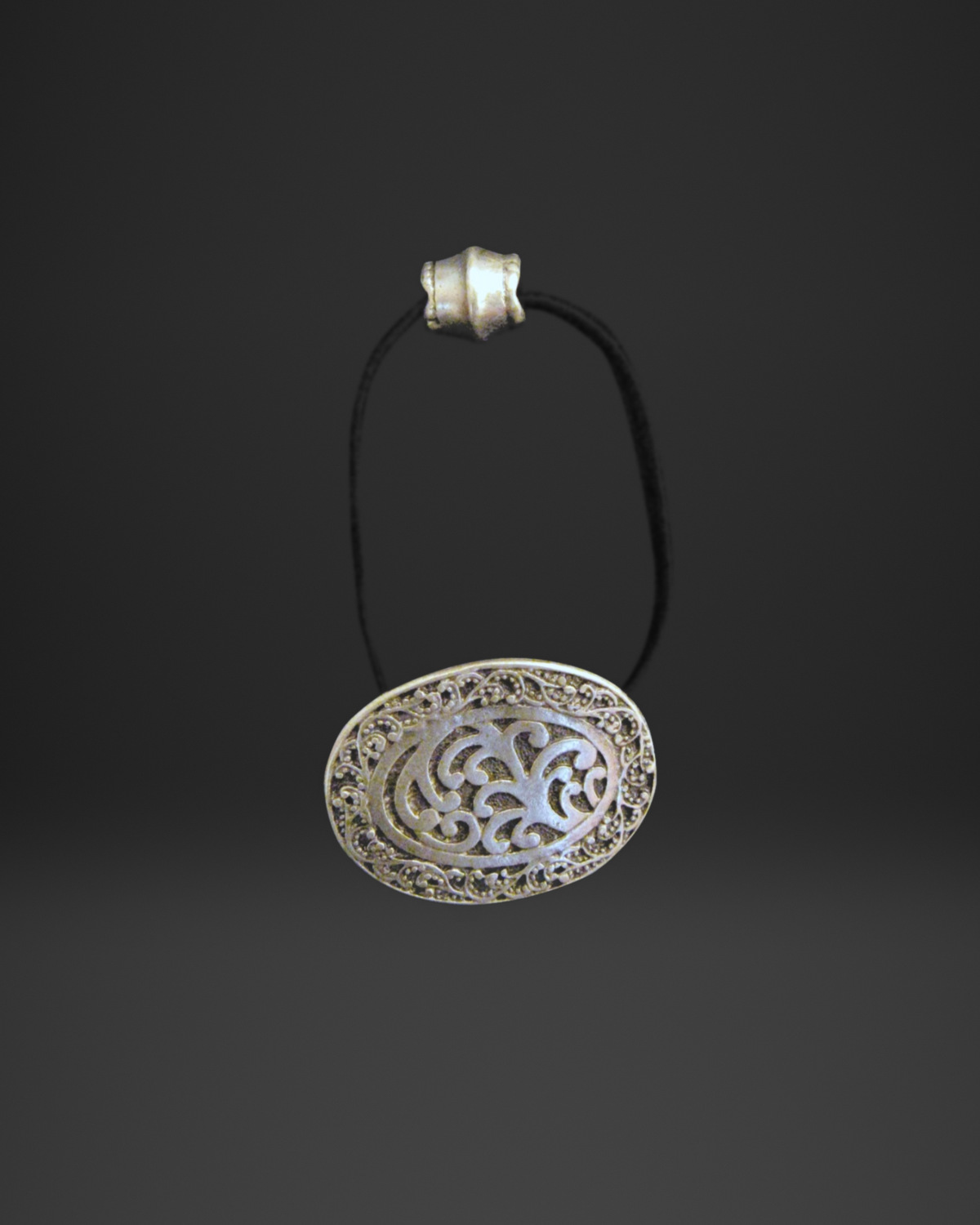 Filigree Floral Oval Hair Tie
