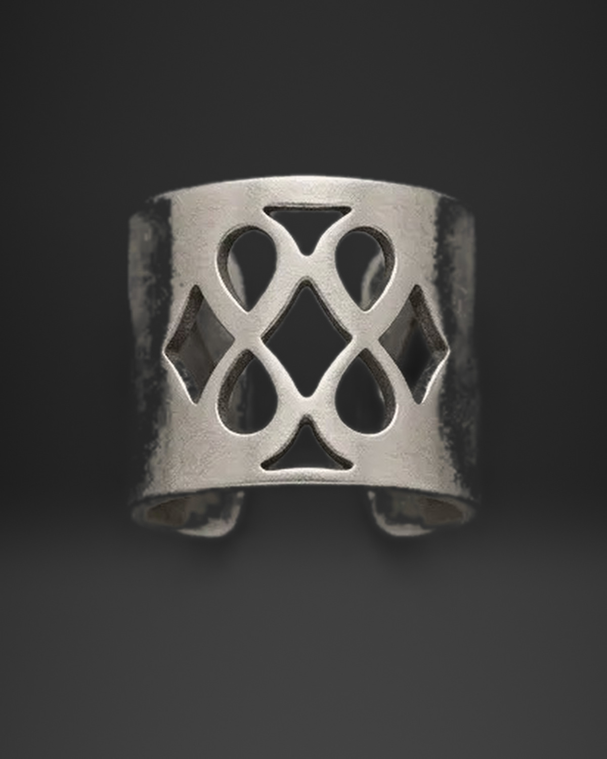 Teardrop Lattice Cut-Out Cuff Ring