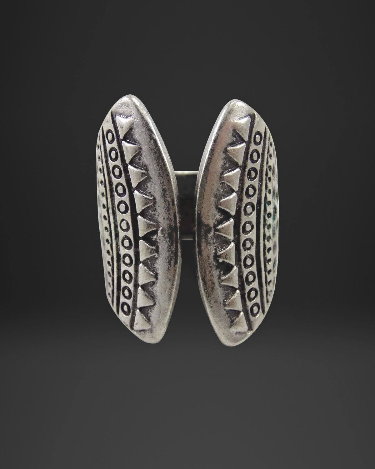 Ethnic Zigzag Twin Shield Ring