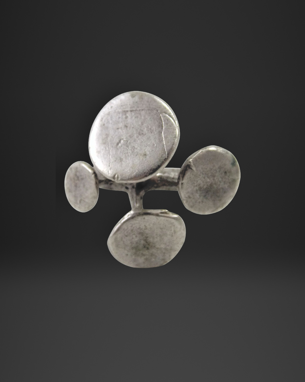Four Disc Clover Ring