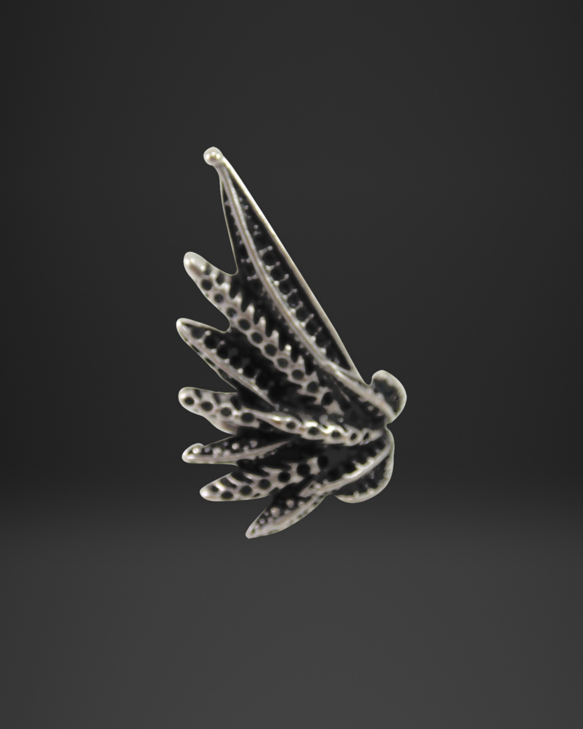 Spiky Wing Fan Ring