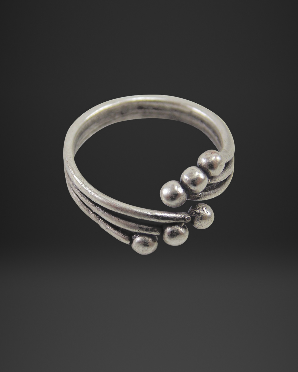 Triple Line Ball Tip Ring