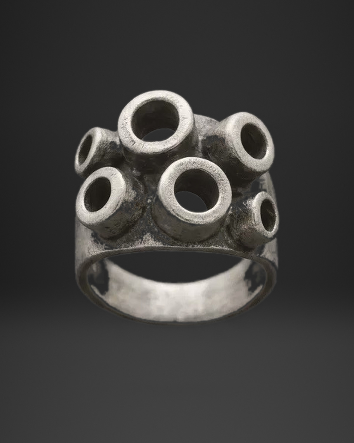 Tube Circles Band Ring
