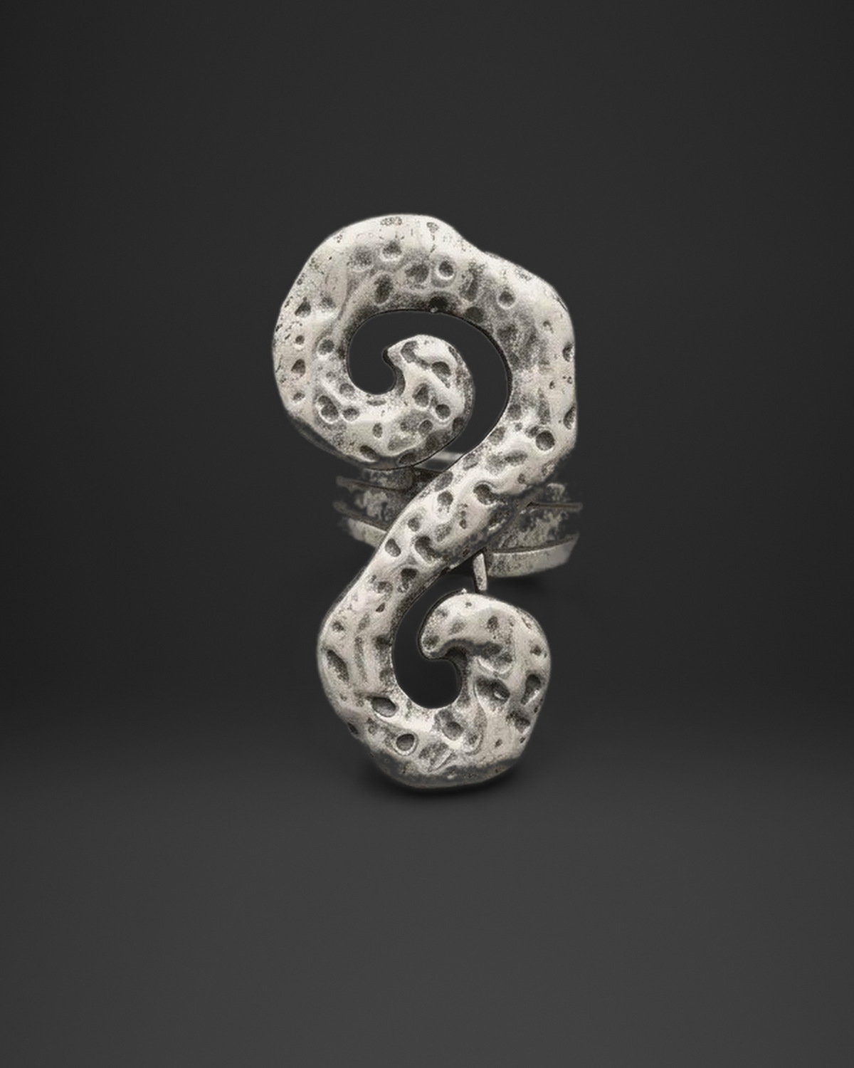 Hammered S Scroll Ring